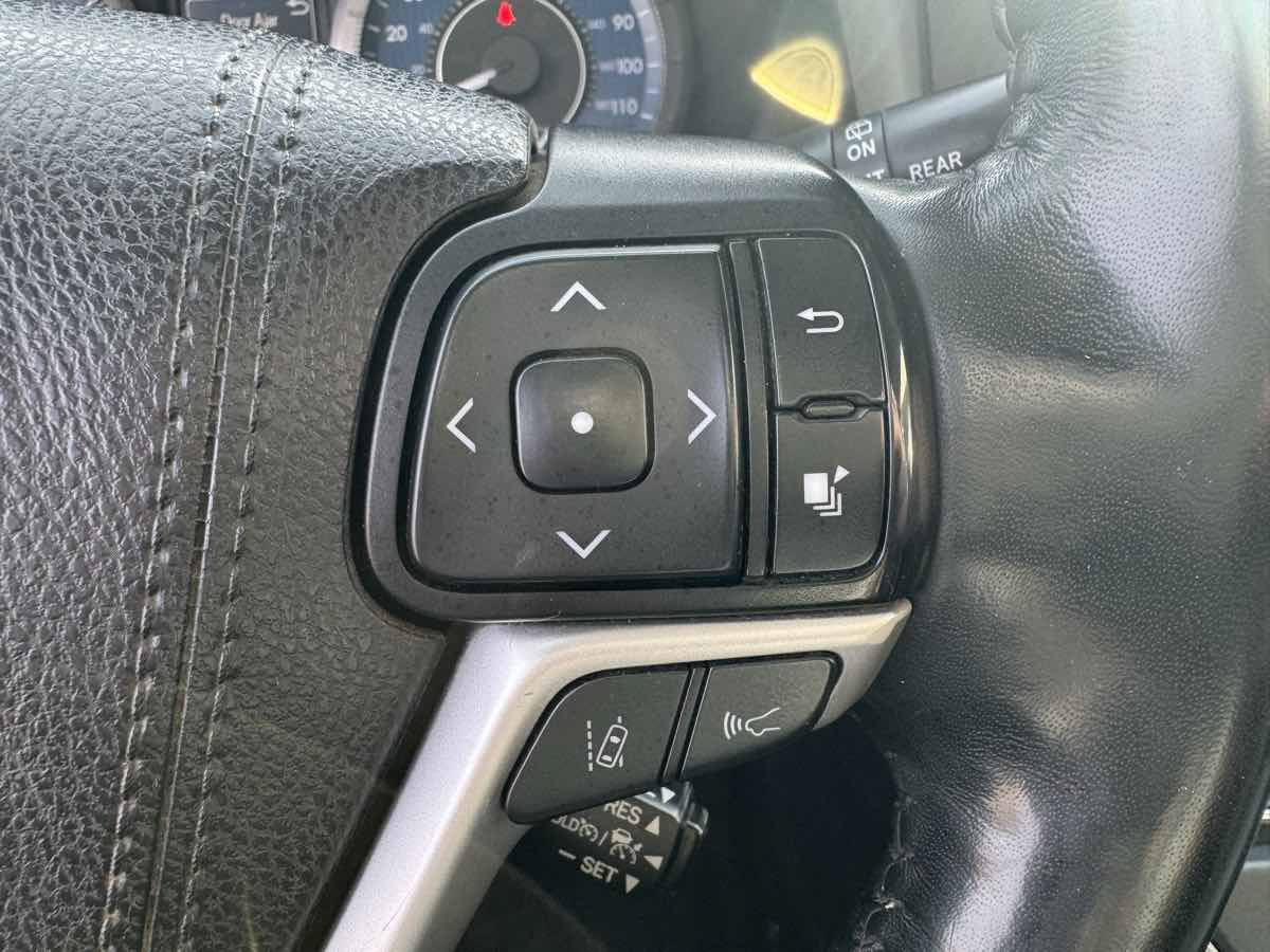 Used 2020 Toyota Sienna Limited Premium w/ Carpet Mat Package AWD/4WD image 20