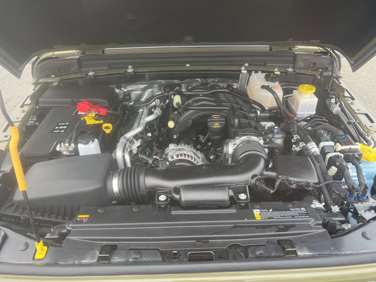 Used 2025 Jeep Gladiator Nighthawk image 13