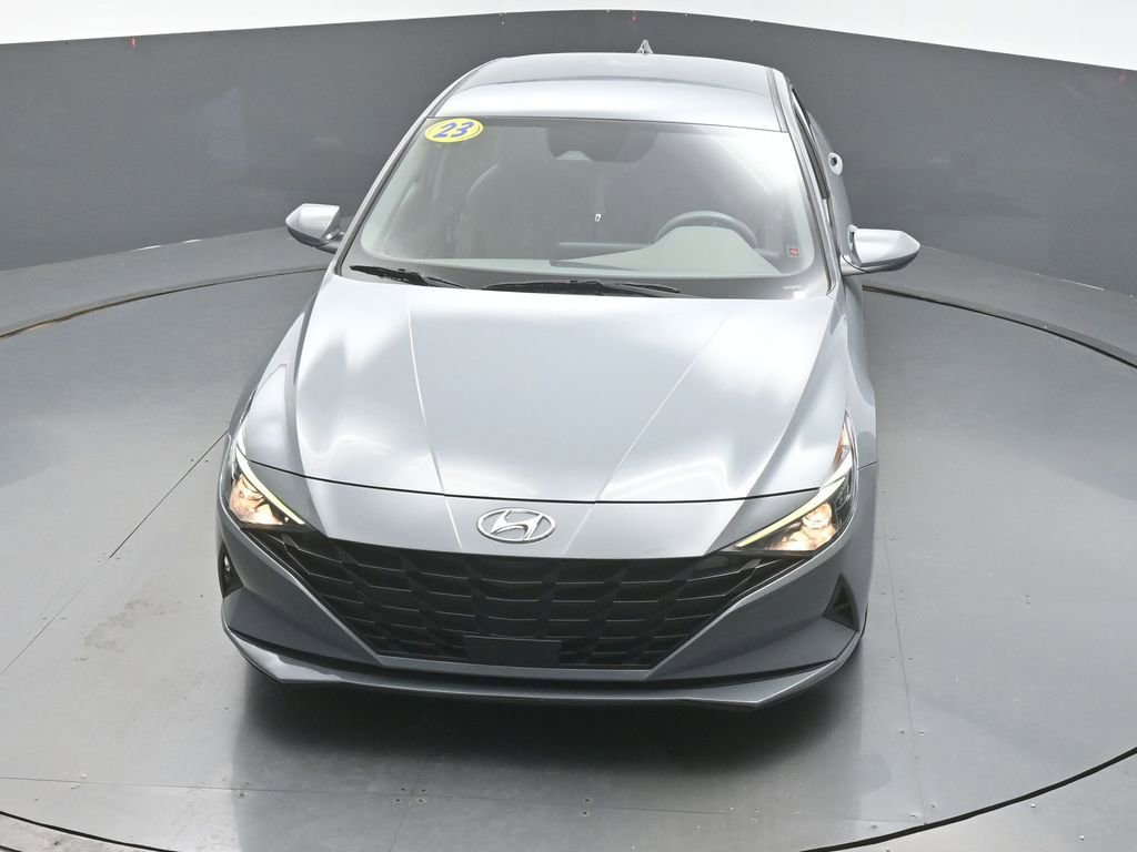 Used 2023 Hyundai Elantra SEL w/ Convenience Package image 40