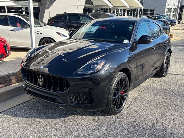 New 2026 Maserati Grecale Modena image 2