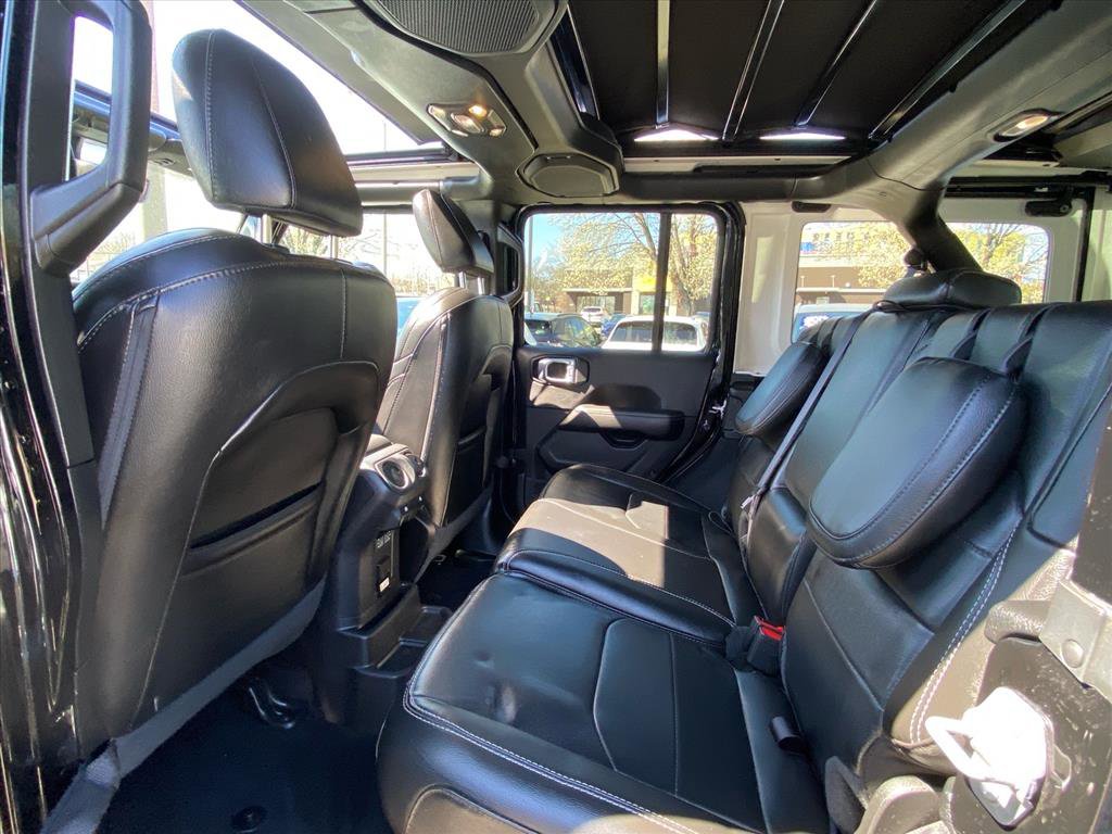 Used 2023 Jeep Wrangler Unlimited Sahara w/ Cold Weather Group image 21