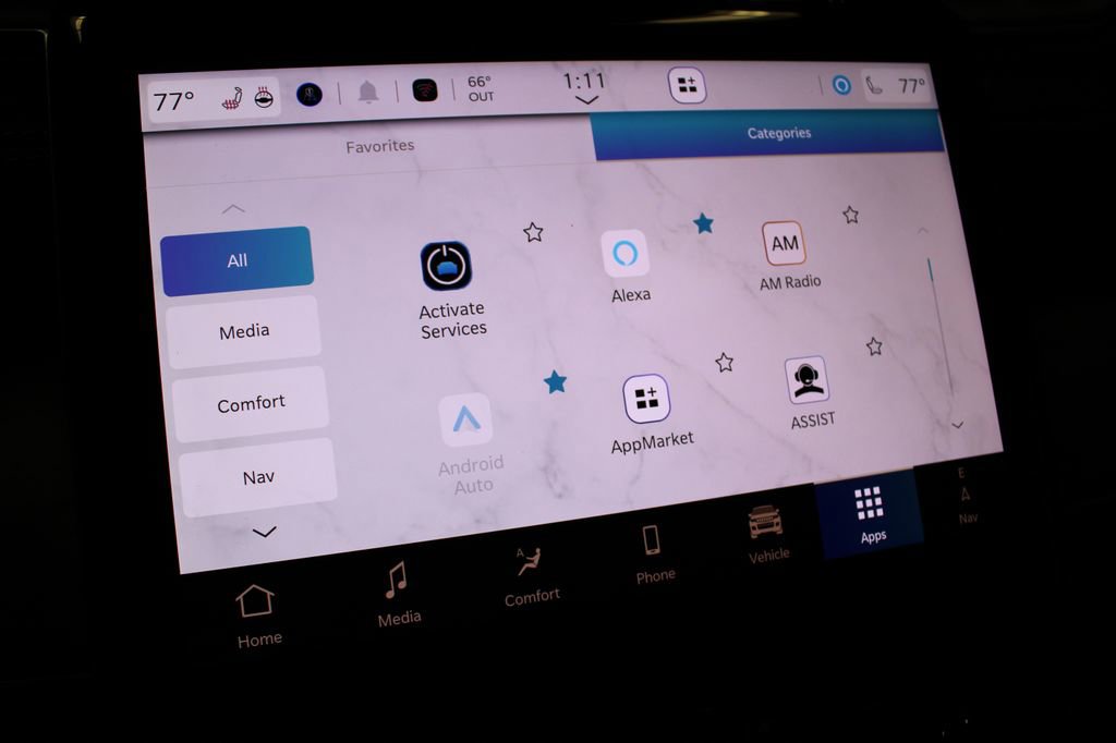 New 2025 Jeep Grand Cherokee Limited w/ Luxury Tech Group II image 19