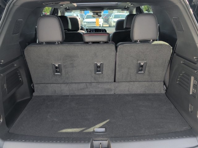 Used 2024 Chevrolet Traverse RS w/ LPO, Floor Liner Package AWD/4WD image 36