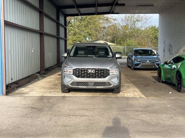 Used 2023 Hyundai Santa Fe SEL w/ Cargo Package FWD image 6