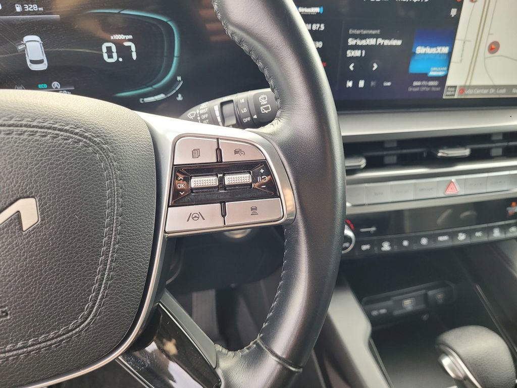 Used 2024 Kia Telluride LX FWD image 21