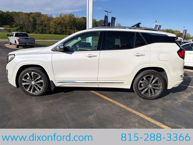 Used 2020 GMC Terrain Denali w/ GMC Pro Grade Package AWD/4WD image 5