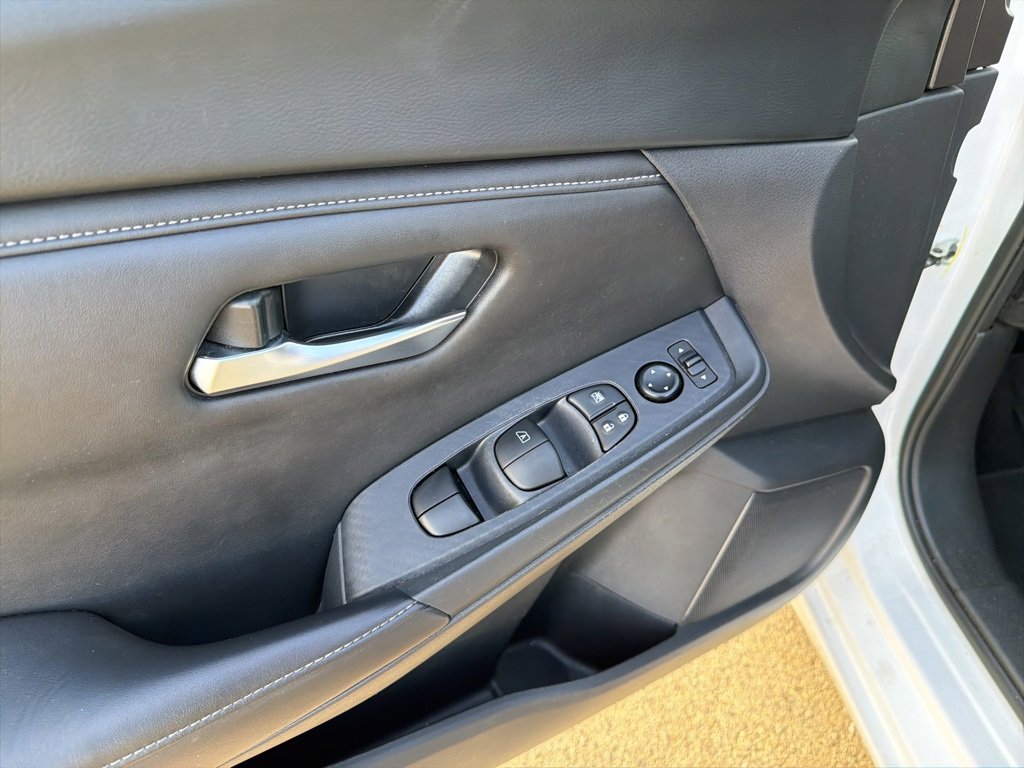 Used 2023 Nissan Sentra SV w/ All-Weather Package image 13