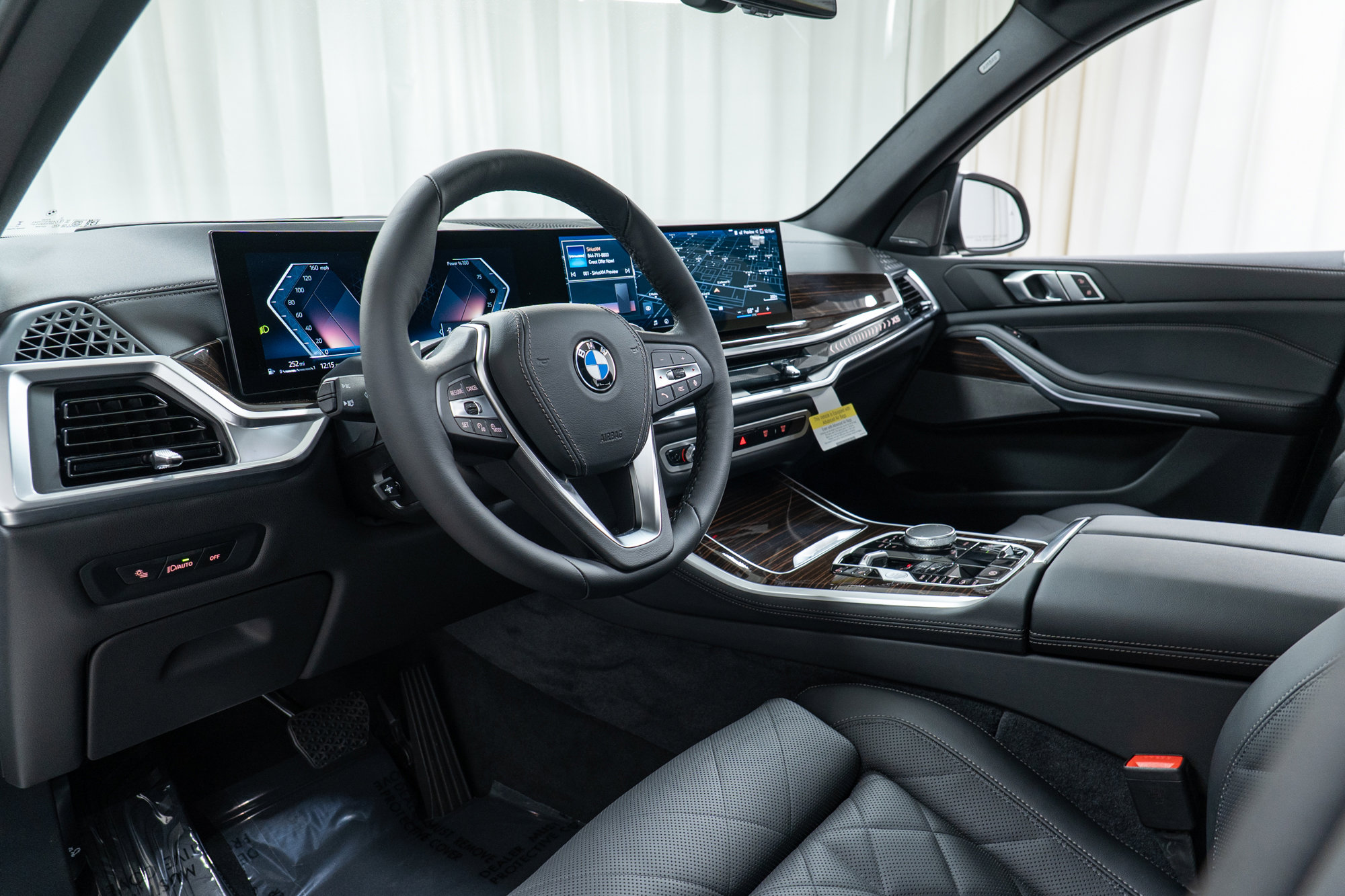 Used 2026 BMW X5 xDrive40i image 12