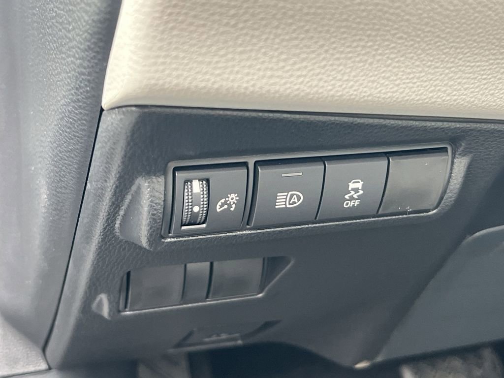 New 2026 Toyota Corolla Cross L FWD image 23