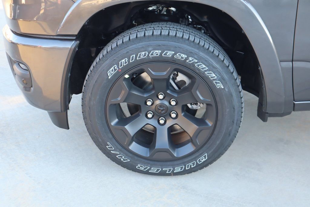 New 2026 RAM 1500 Lone Star AWD/4WD image 18