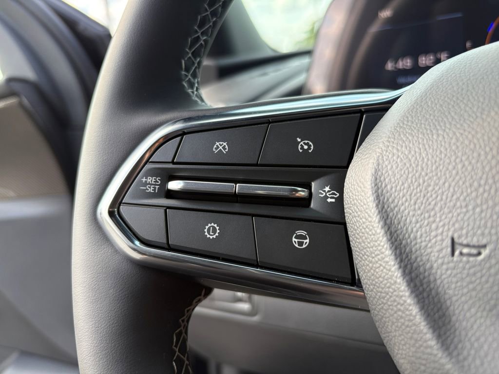 New 2026 Chevrolet Traverse High Country image 17