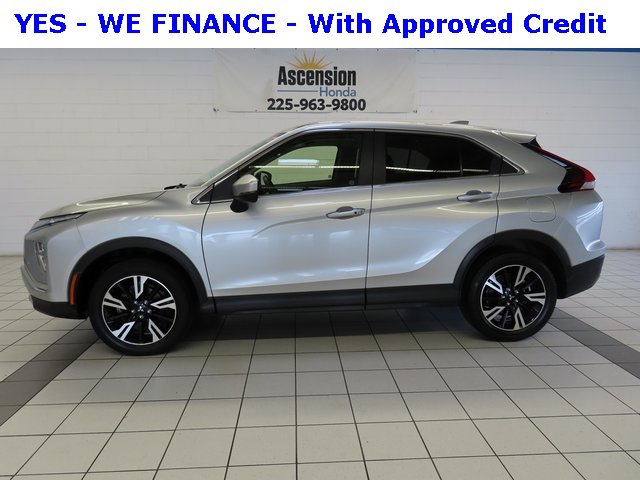 Used 2024 Mitsubishi Eclipse Cross SE image 3