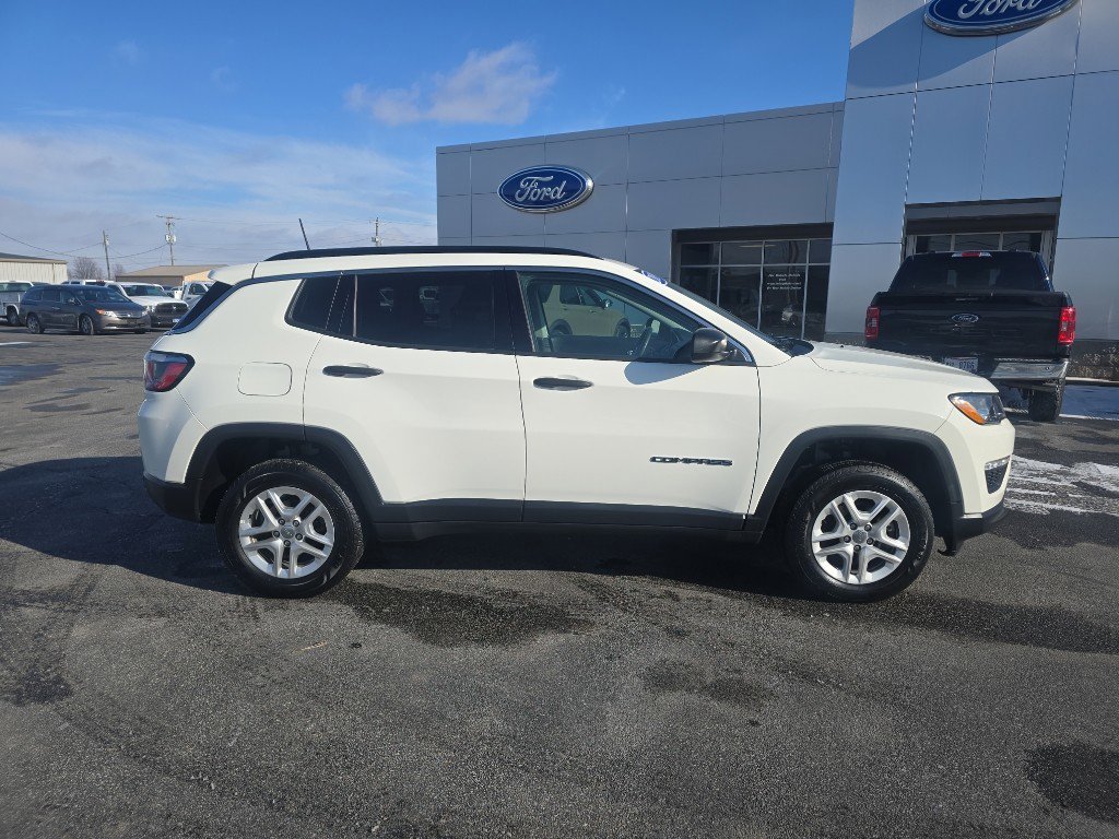 Used 2019 Jeep Compass Sport image 5