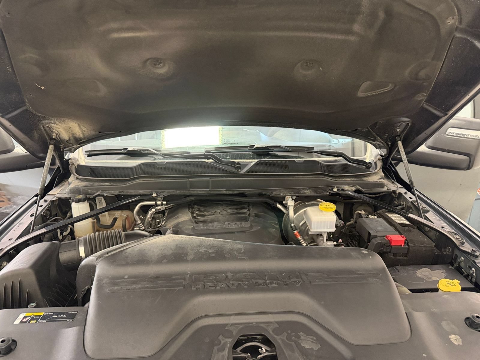 Used 2025 RAM 2500 Big Horn AWD/4WD image 31