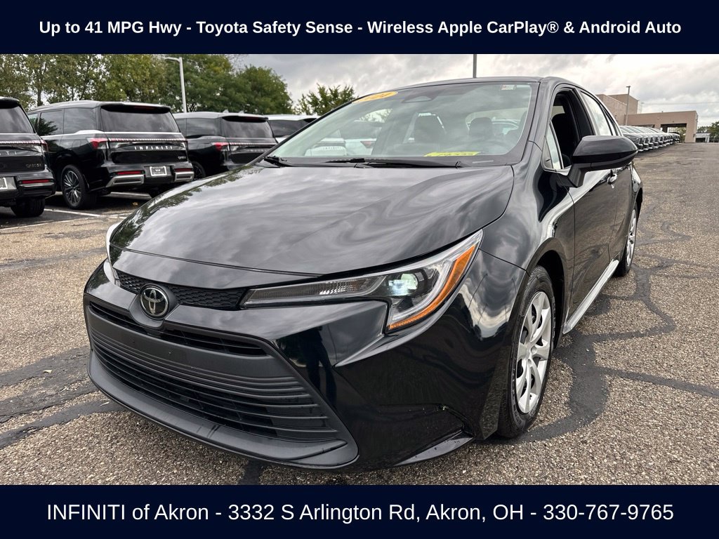 Used 2024 Toyota Corolla LE FWD image 1