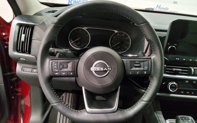 Used 2023 Nissan Pathfinder SL image 28