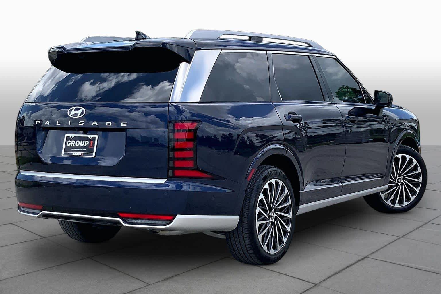 Certified 2026 Hyundai Palisade Calligraphy FWD image 24