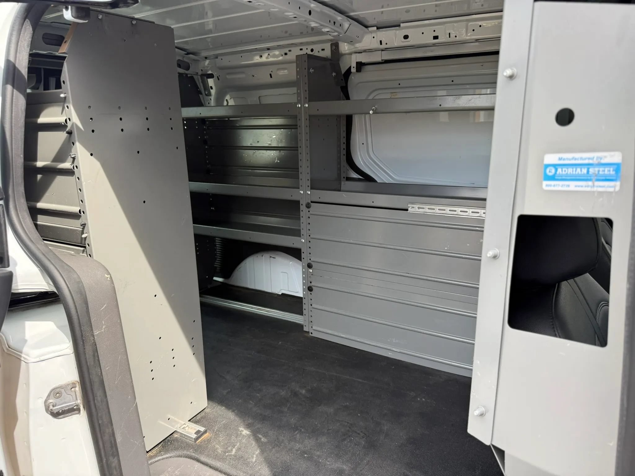Used 2019 Ford Transit Connect XL FWD image 29