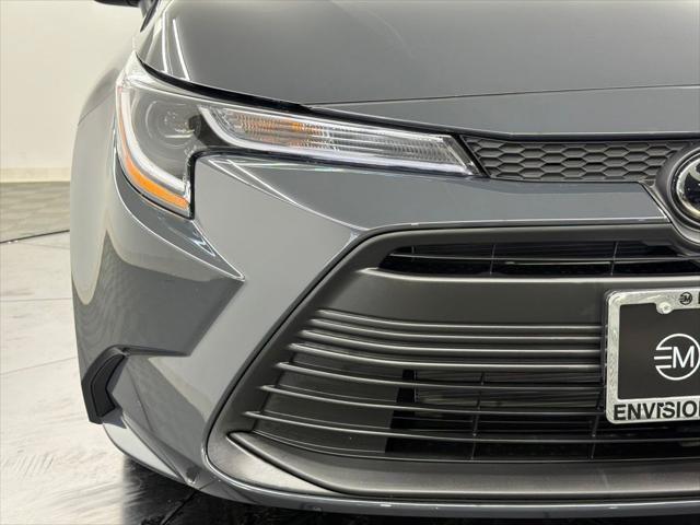 Certified 2026 Toyota Corolla LE FWD image 9