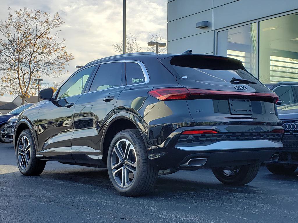 New 2025 Audi Q5 Premium w/ Convenience Package image 3