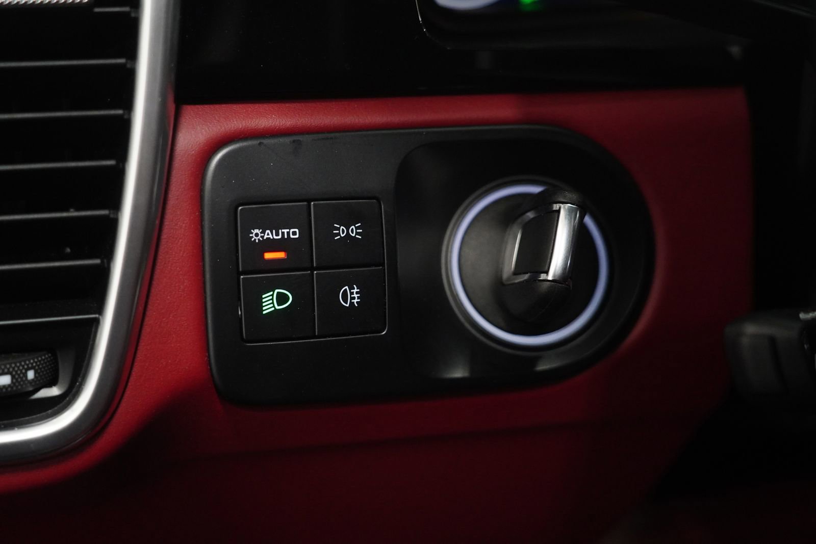 Used 2022 Porsche Cayenne Turbo S image 29