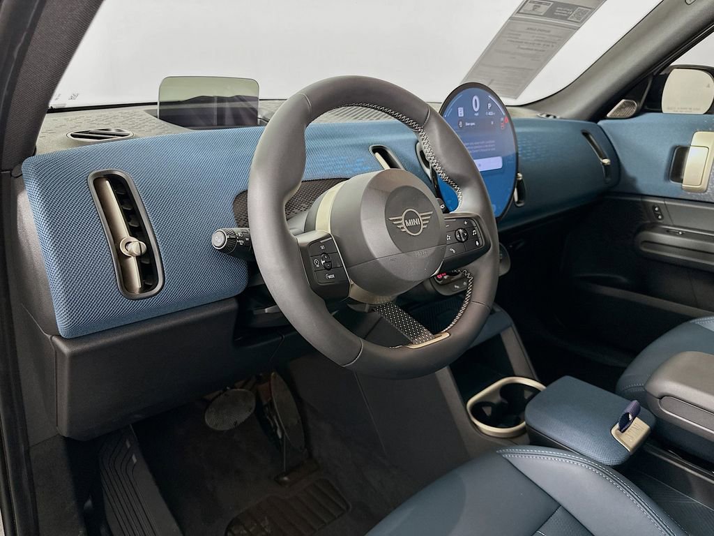 Certified 2025 MINI Cooper Countryman S AWD/4WD image 9