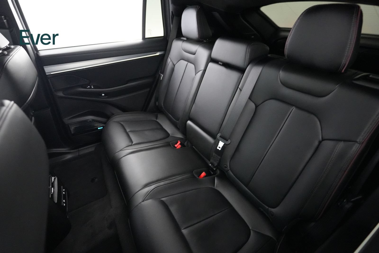 Used 2024 Jeep Wagoneer Launch Edition AWD/4WD image 24