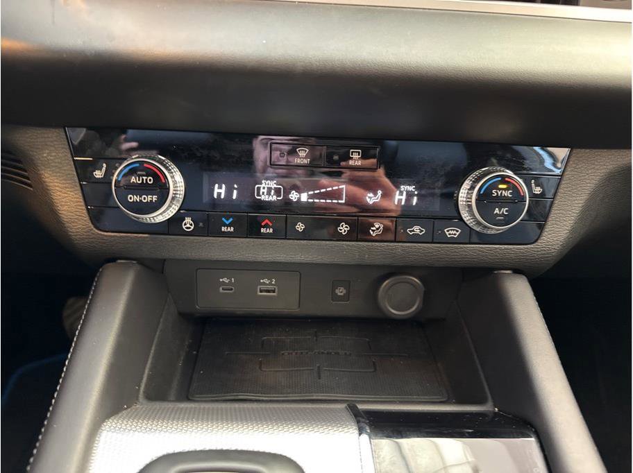 Used 2023 Mitsubishi Outlander SEL image 18