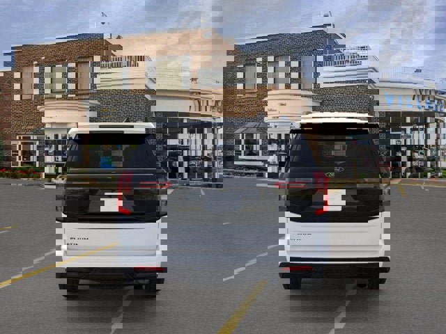 New 2026 Ford Expedition Platinum w/ Stealth Appearance Package image 5