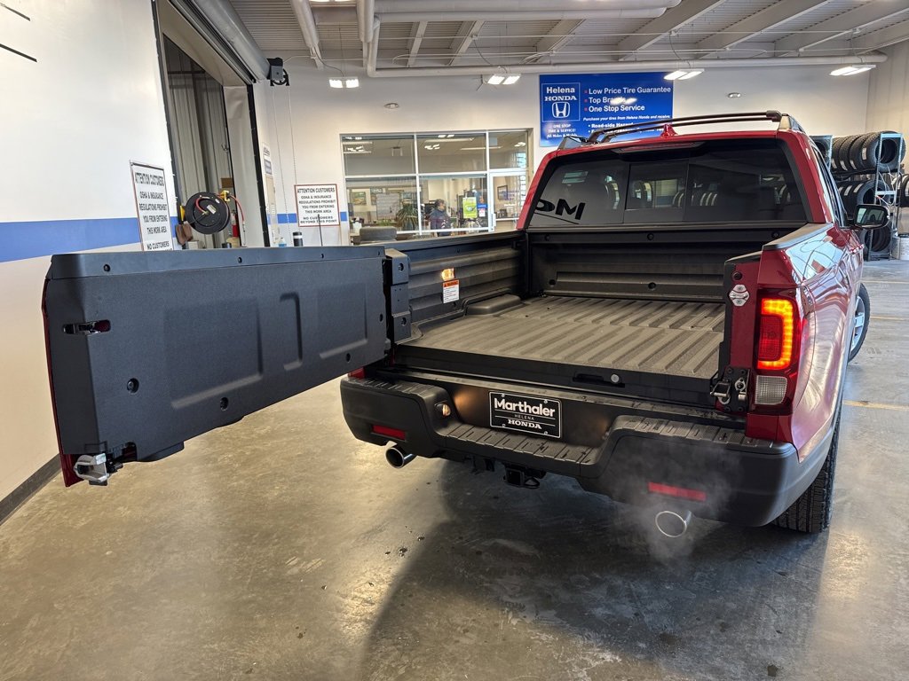 Certified 2025 Honda Ridgeline RTL image 28