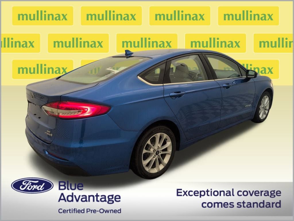 Certified 2019 Ford Fusion SE image 4