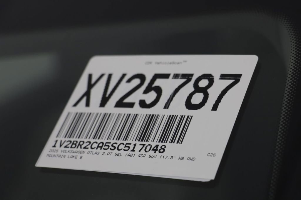 Used 2025 Volkswagen Atlas SEL image 25