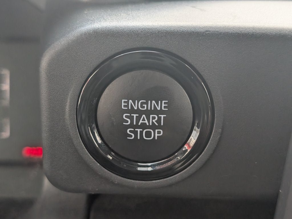 Certified 2025 Toyota Tacoma SR w/ Towing Package AWD/4WD image 20