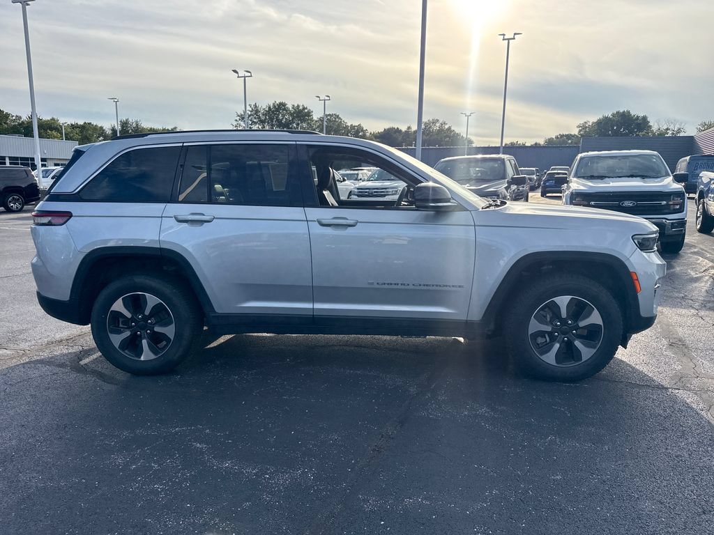 Used 2024 Jeep Grand Cherokee Limited 4xe AWD/4WD image 6