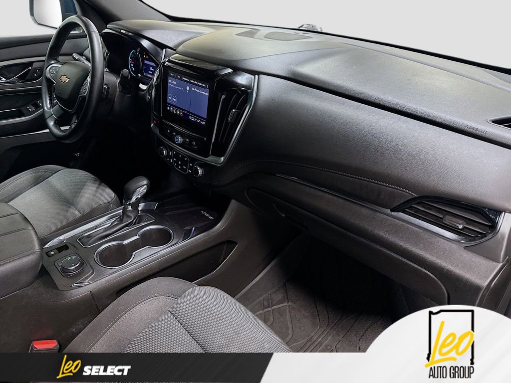 Used 2023 Chevrolet Traverse LT FWD image 29