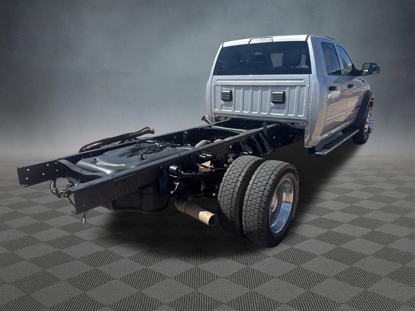 Used 2015 RAM 5500 Tradesman w/ Max Tow Package image 3