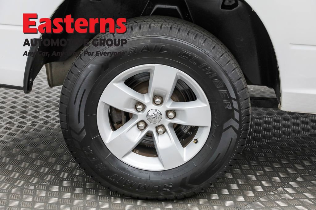 Used 2019 RAM 1500 Classic SLT image 27