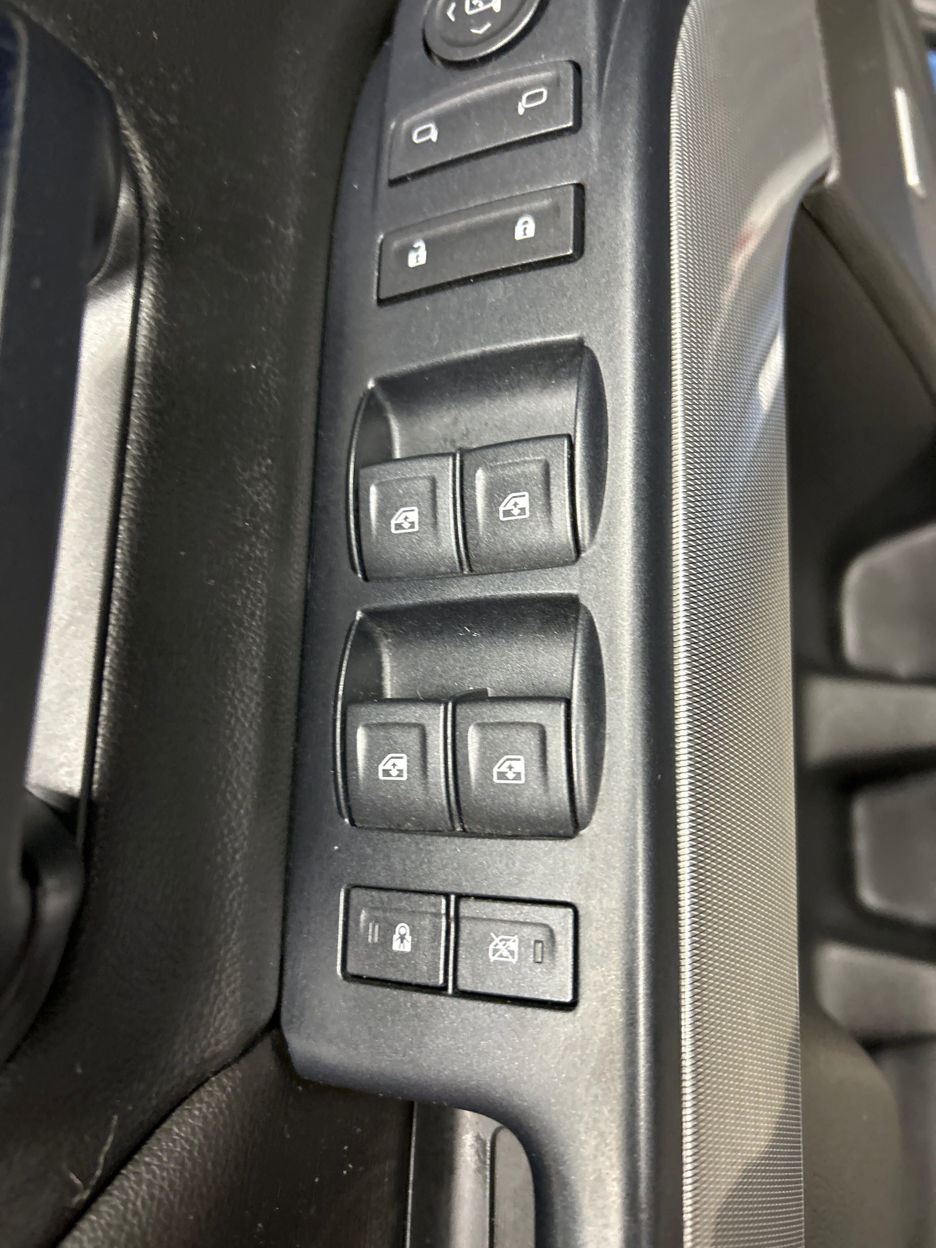 Used 2017 Chevrolet Silverado 1500 LT w/ All Star Edition AWD/4WD image 9