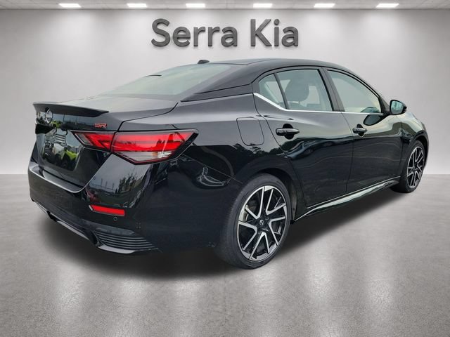 Used 2025 Nissan Sentra SR FWD image 5