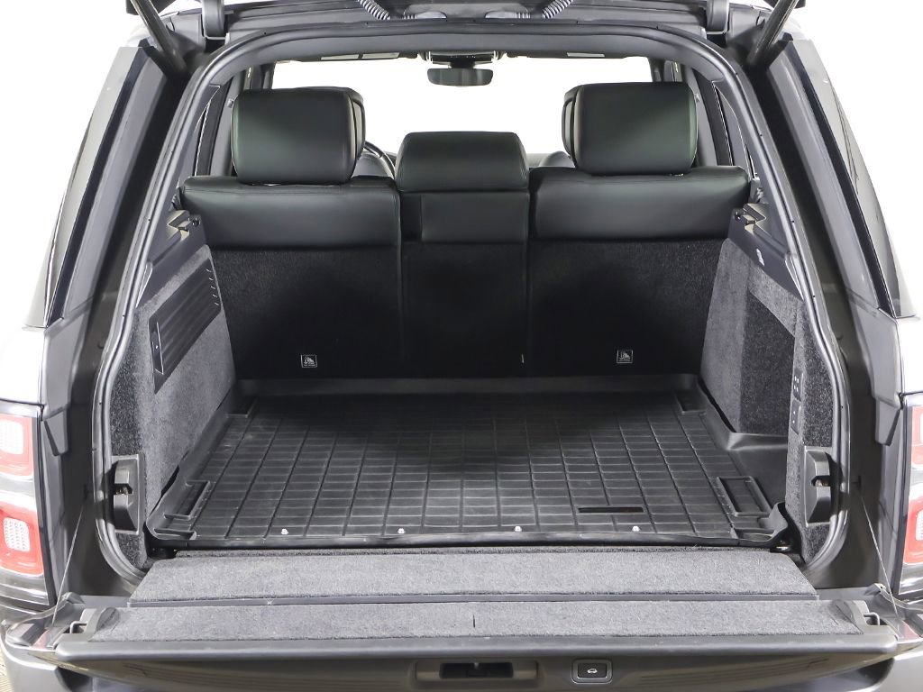 Used 2019 Land Rover Range Rover HSE image 25