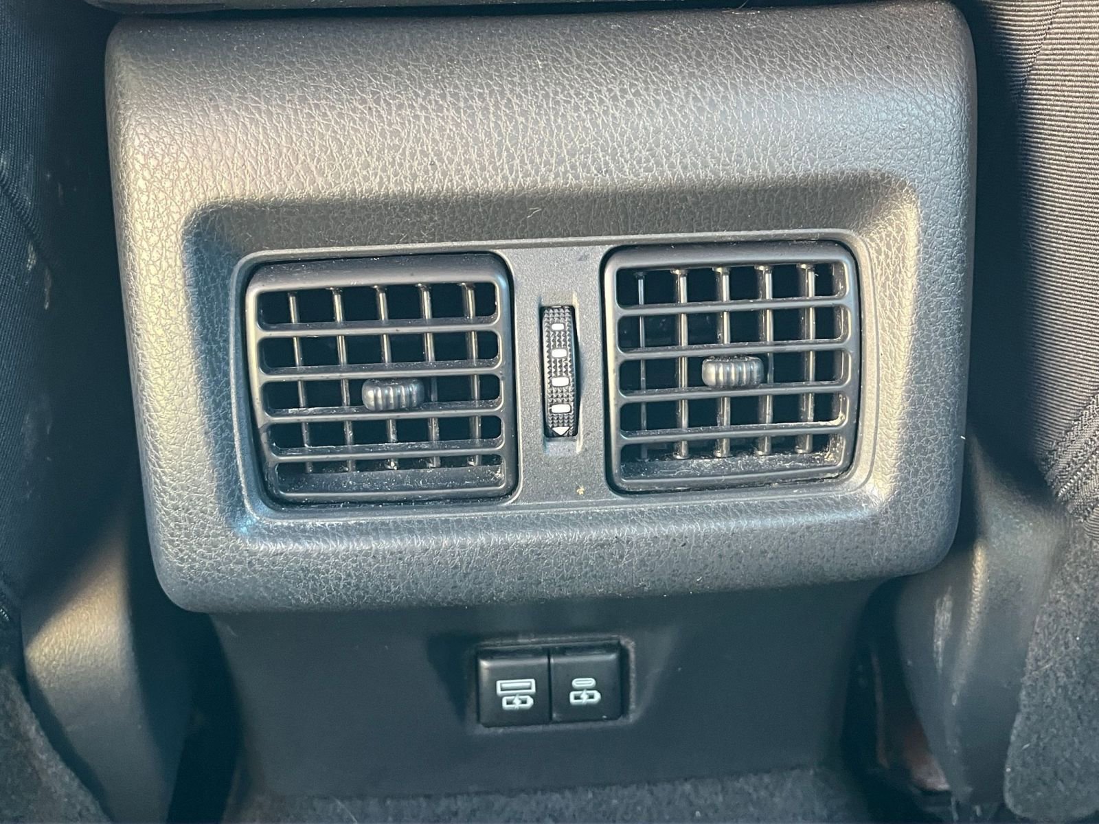 Used 2025 Toyota Camry LE image 23