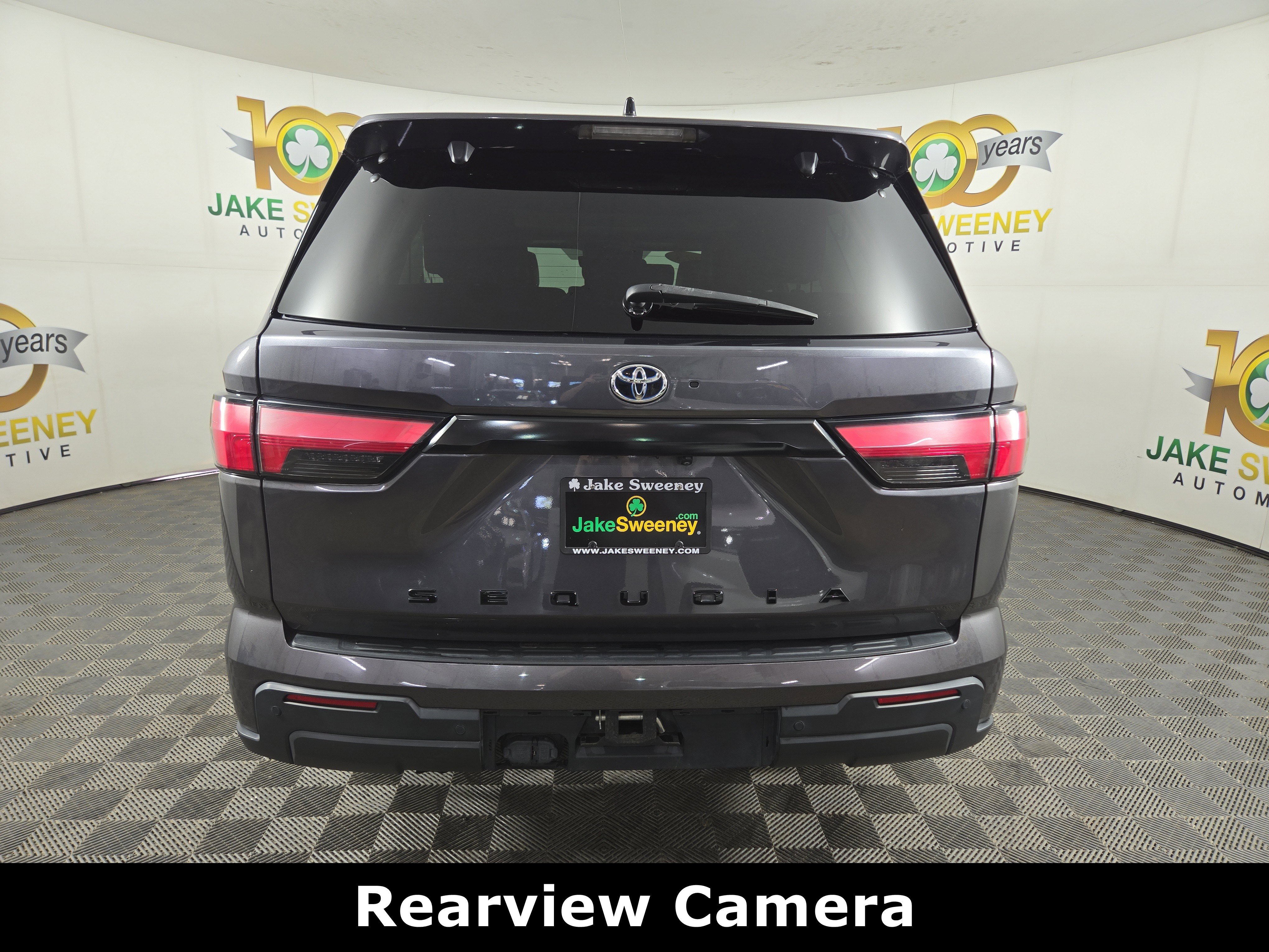 Used 2023 Toyota Sequoia SR5 w/ SR5 Premium Package AWD/4WD image 7