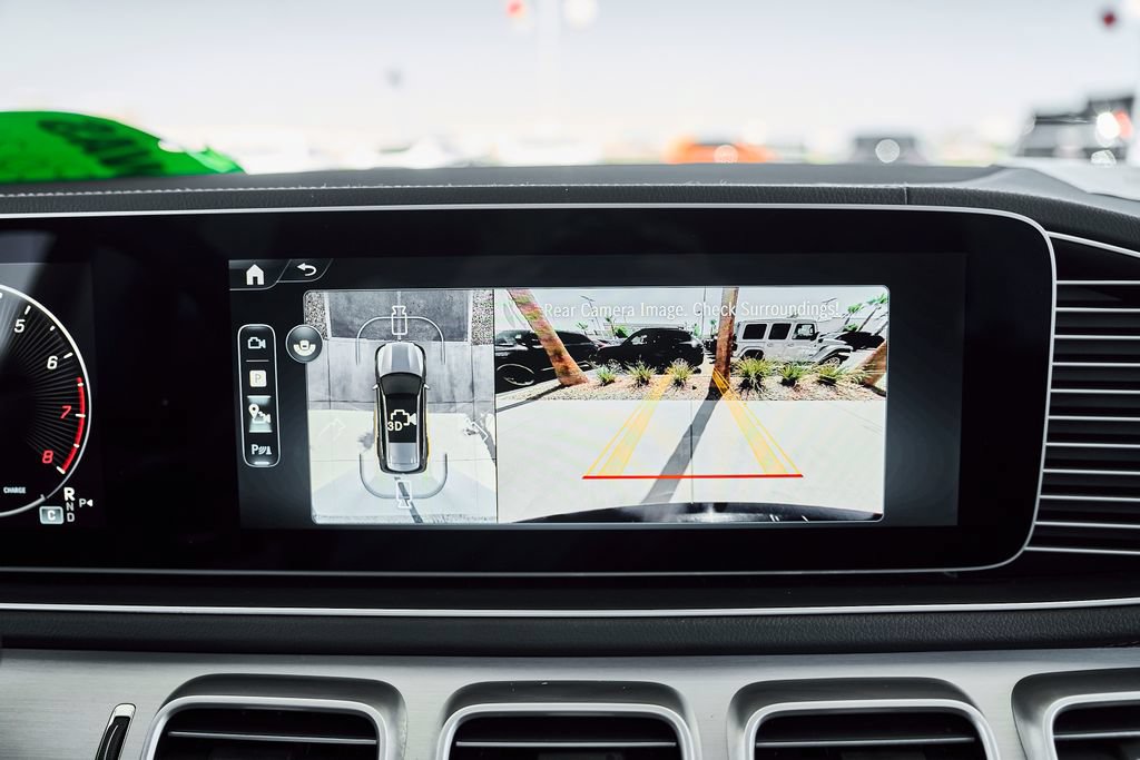 Used 2025 Mercedes-Benz GLS 450 4MATIC image 39