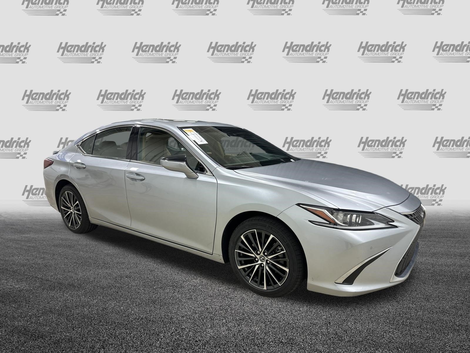 Certified 2025 Lexus ES 350 w/ Premium Package FWD image 2
