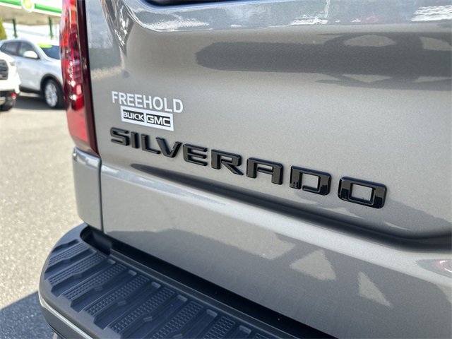 Certified 2022 Chevrolet Silverado 1500 Custom w/ LPO, Dark Essentials Package image 28