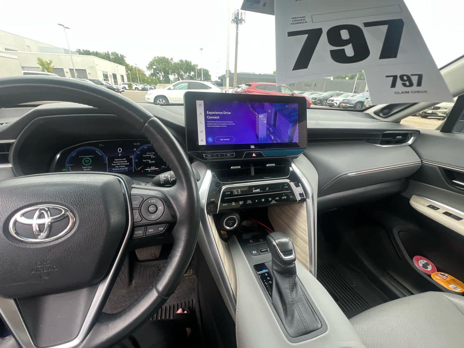 Used 2023 Toyota Venza Limited AWD/4WD image 16