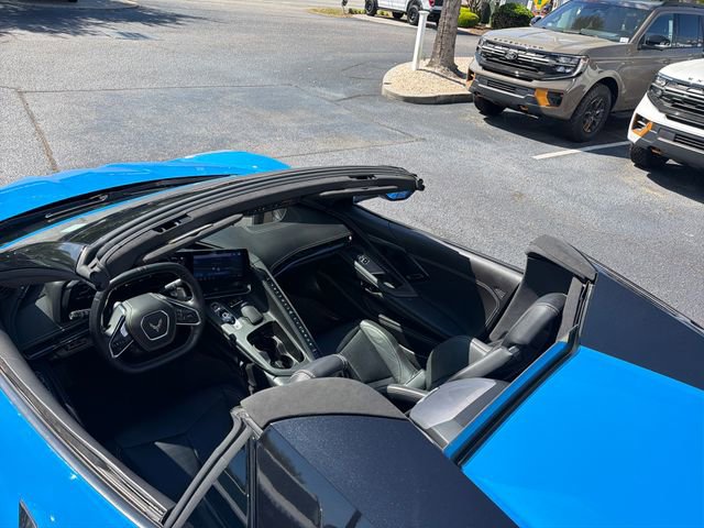 Used 2023 Chevrolet Corvette Stingray Premium Conv w/ Z51 Performance Package RWD image 19
