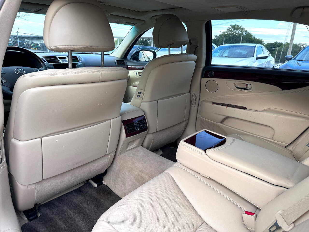 Used 2010 Lexus LS 460 L image 42