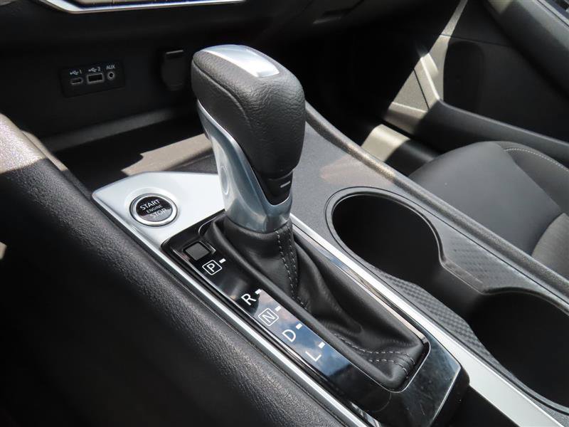 Used 2025 Nissan Altima 2.5 SV FWD image 28