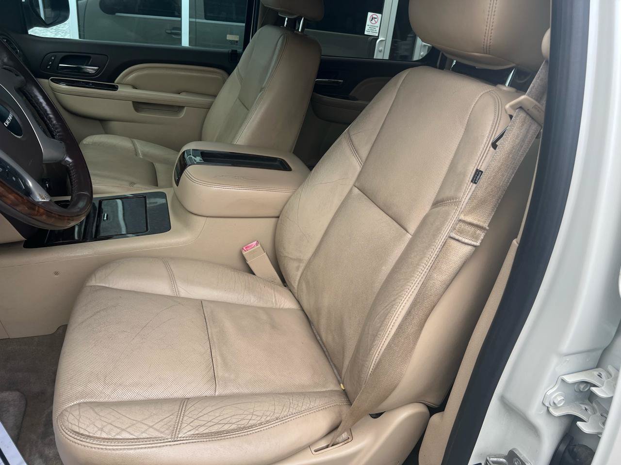 Used 2014 GMC Yukon XL Denali AWD/4WD image 12